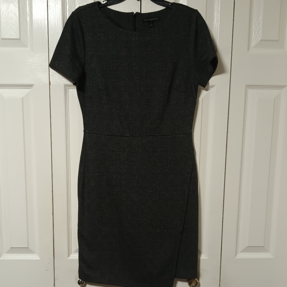 Banana Republic Black And Gray Plaid Sheath Dress